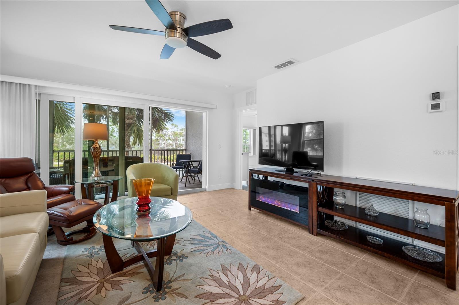 Image 16 of 58 For 8405 Placida Road 201