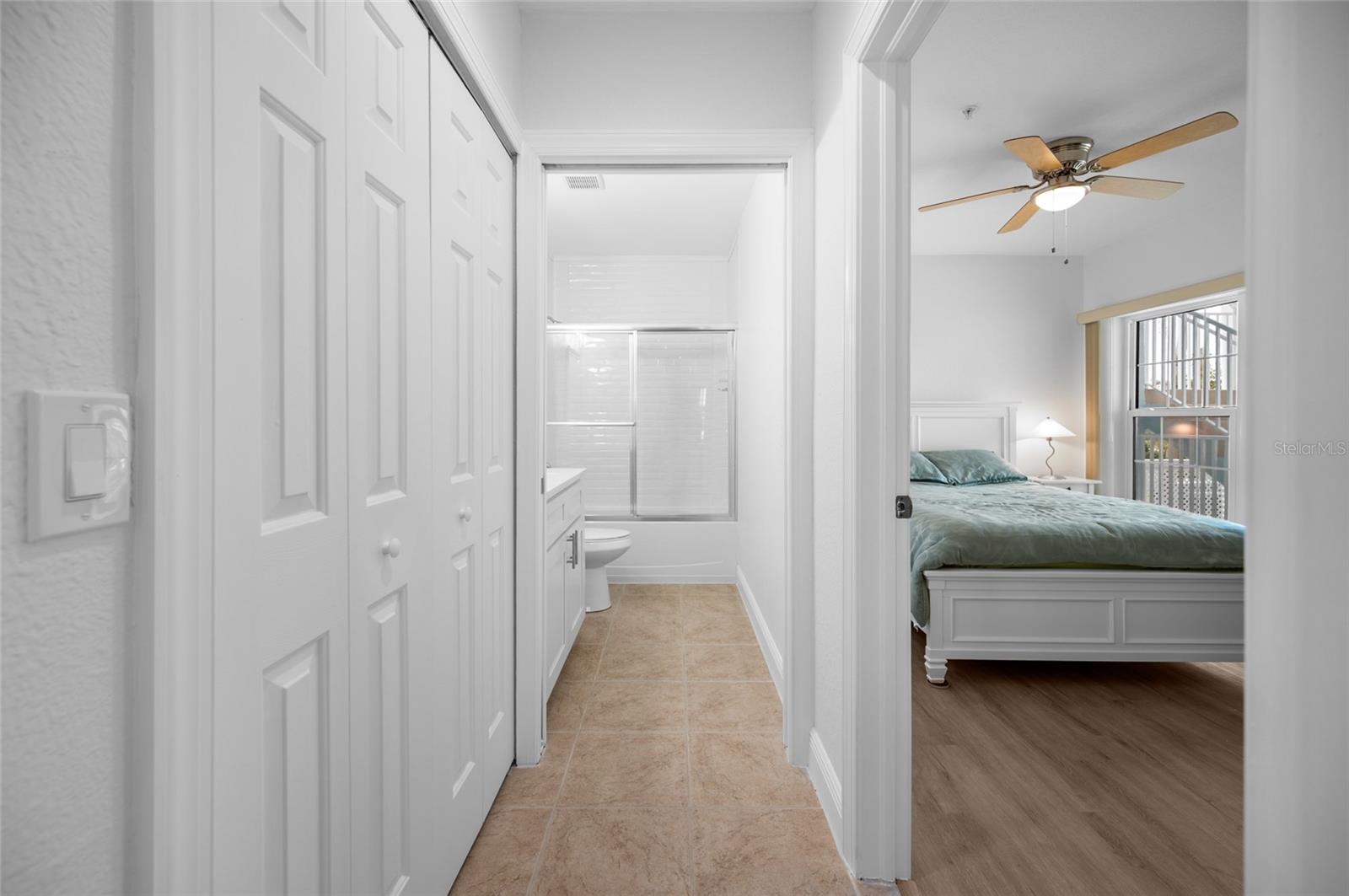 Image 27 of 58 For 8405 Placida Road 201