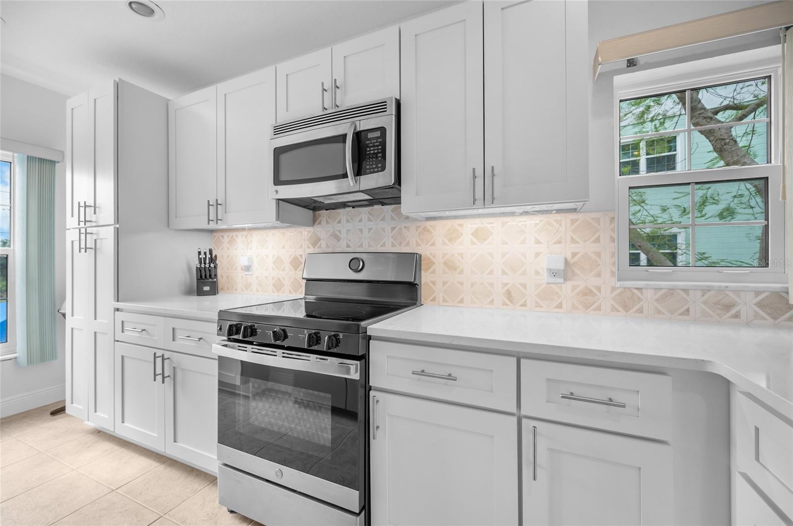 Image 9 of 58 For 8405 Placida Road 201