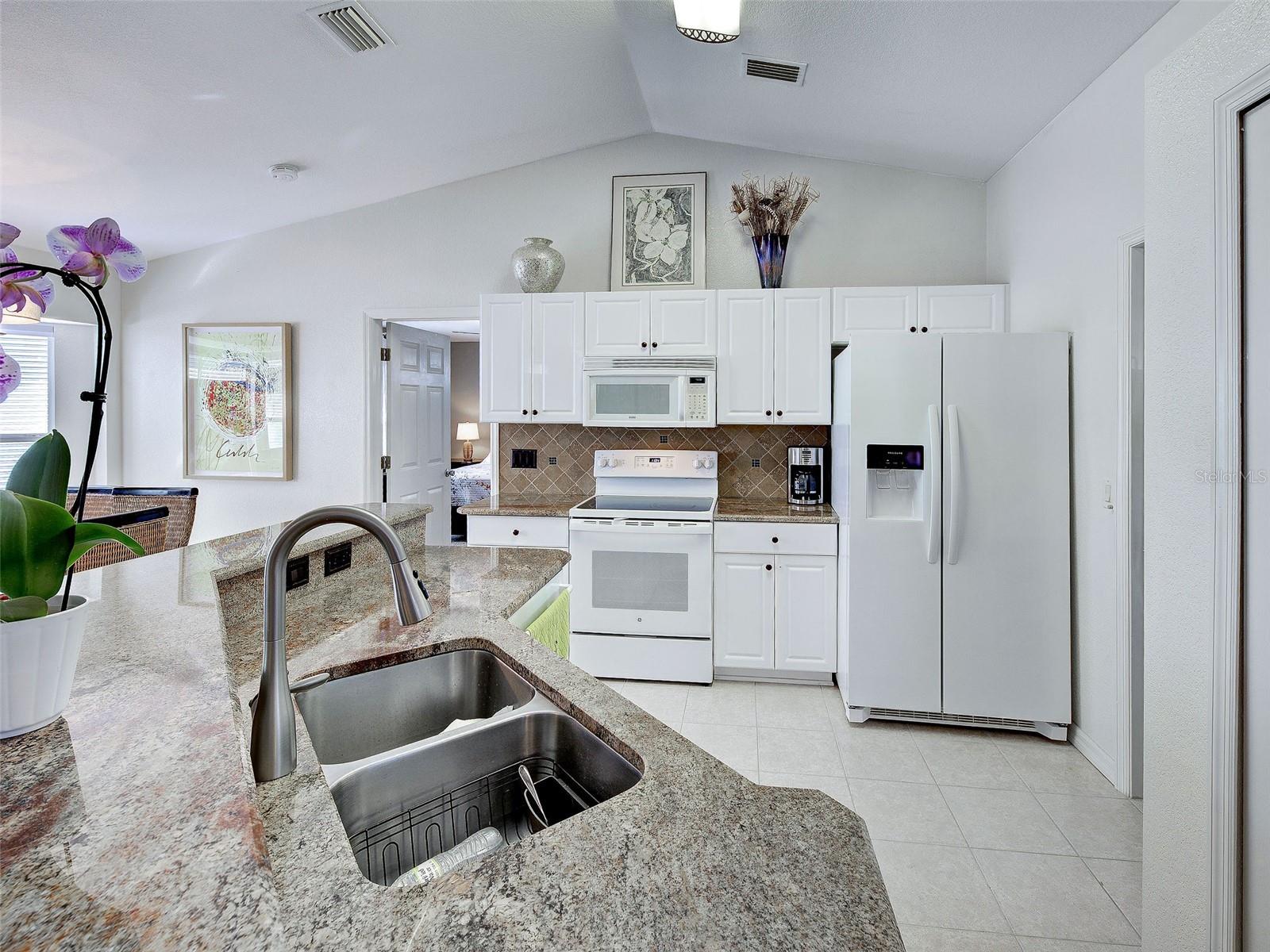 Image 17 of 56 For 10381 Sandrift Avenue