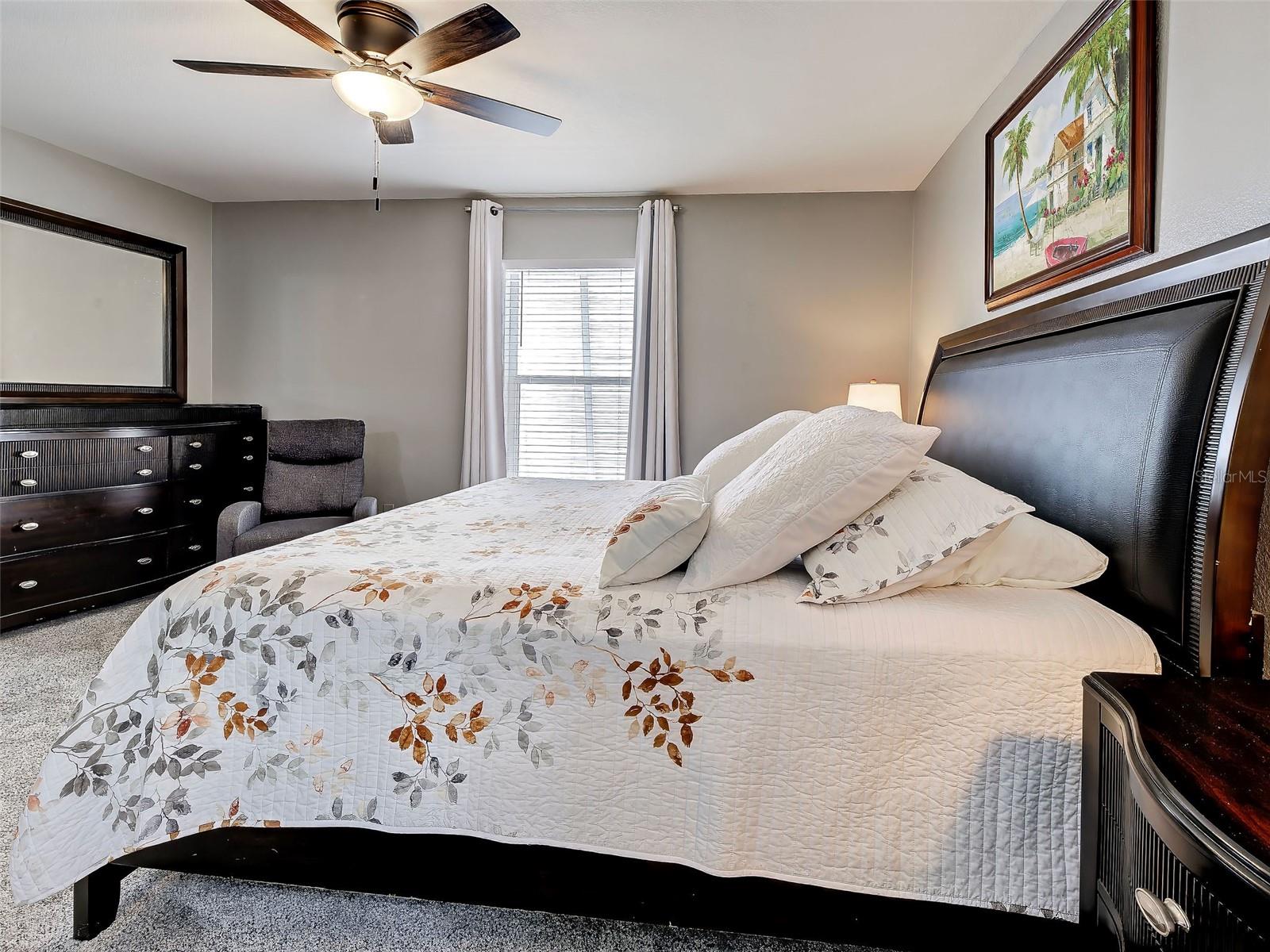 Image 22 of 56 For 10381 Sandrift Avenue