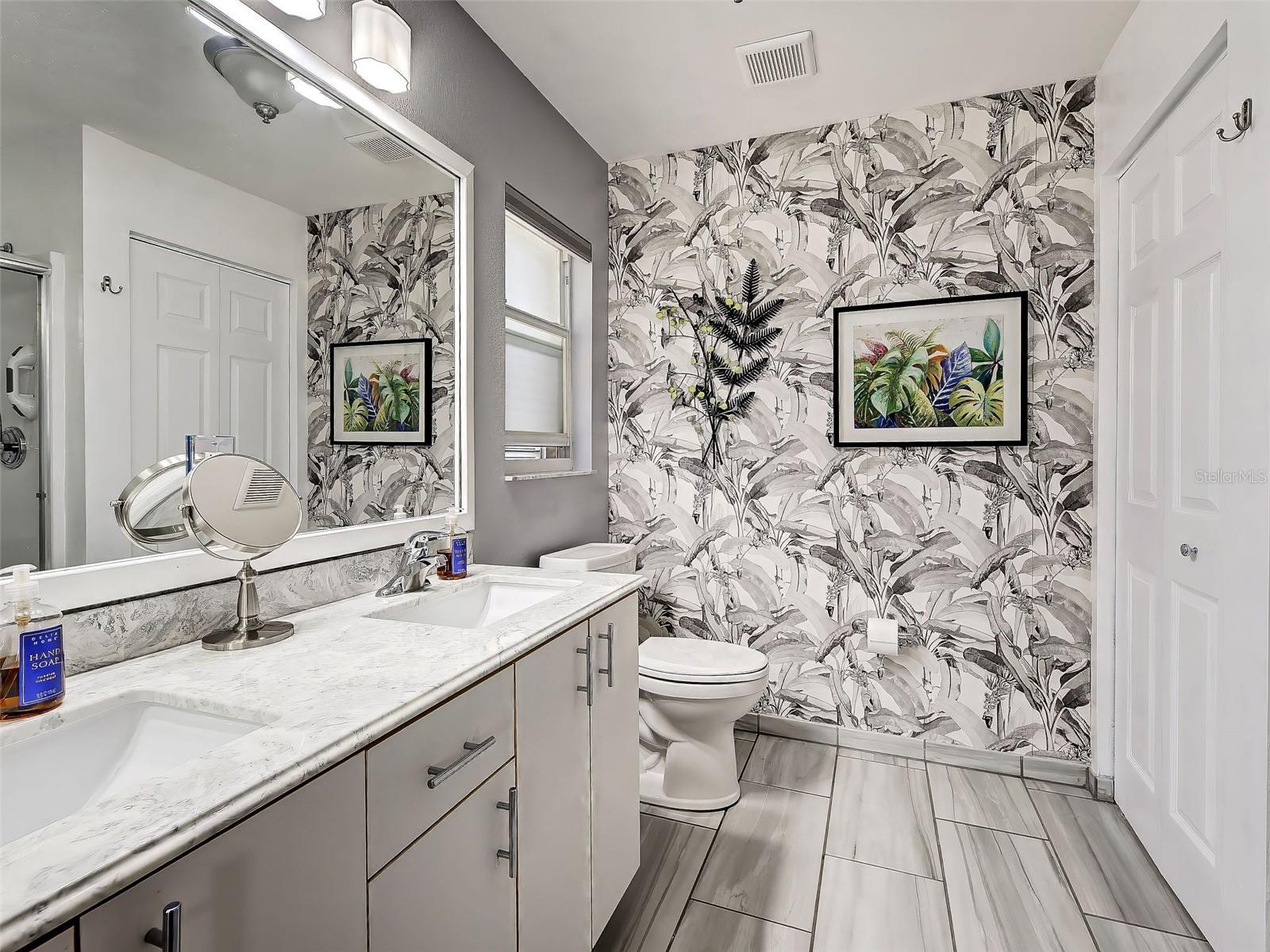 Image 25 of 56 For 10381 Sandrift Avenue