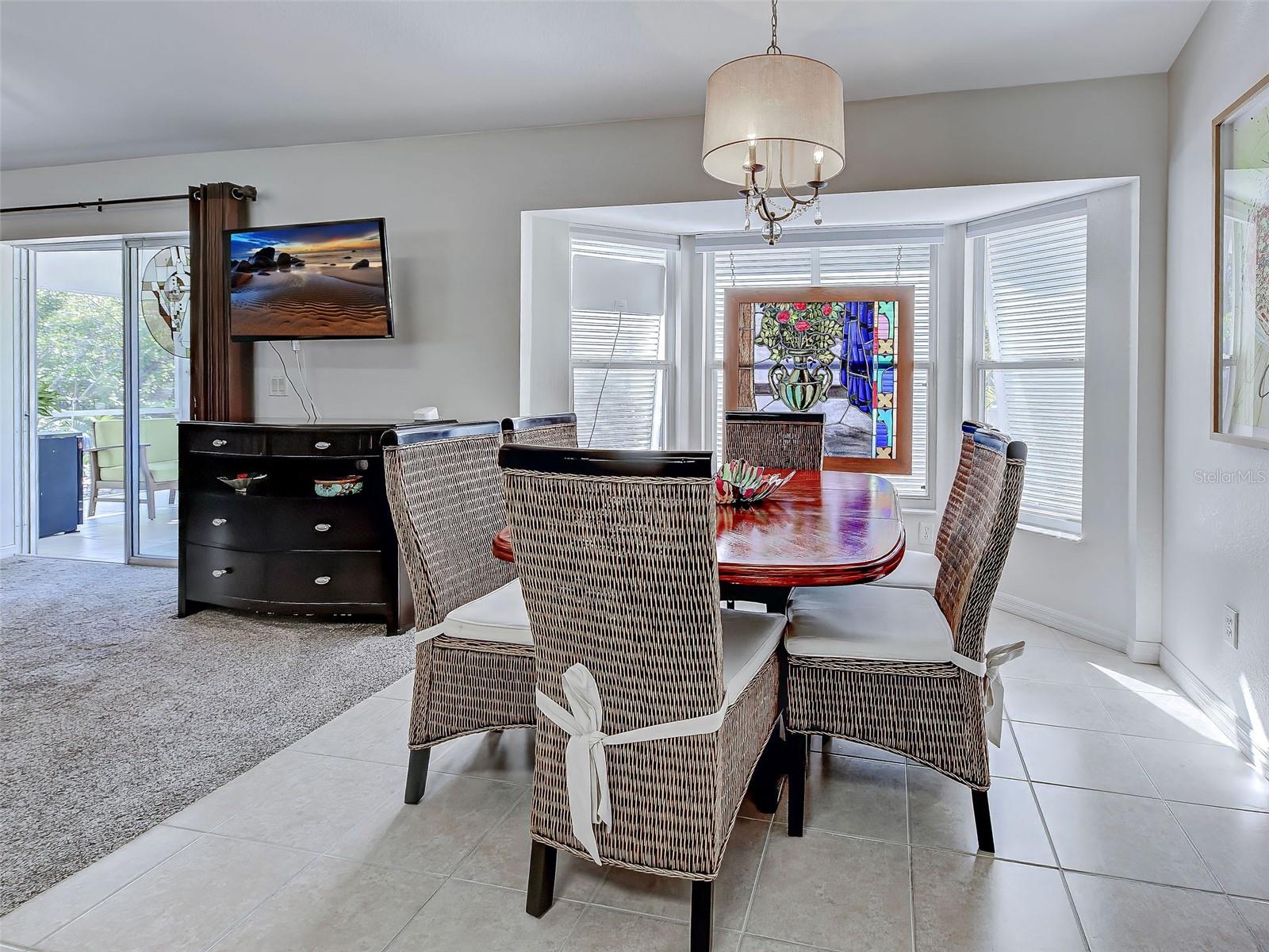 Image 9 of 56 For 10381 Sandrift Avenue