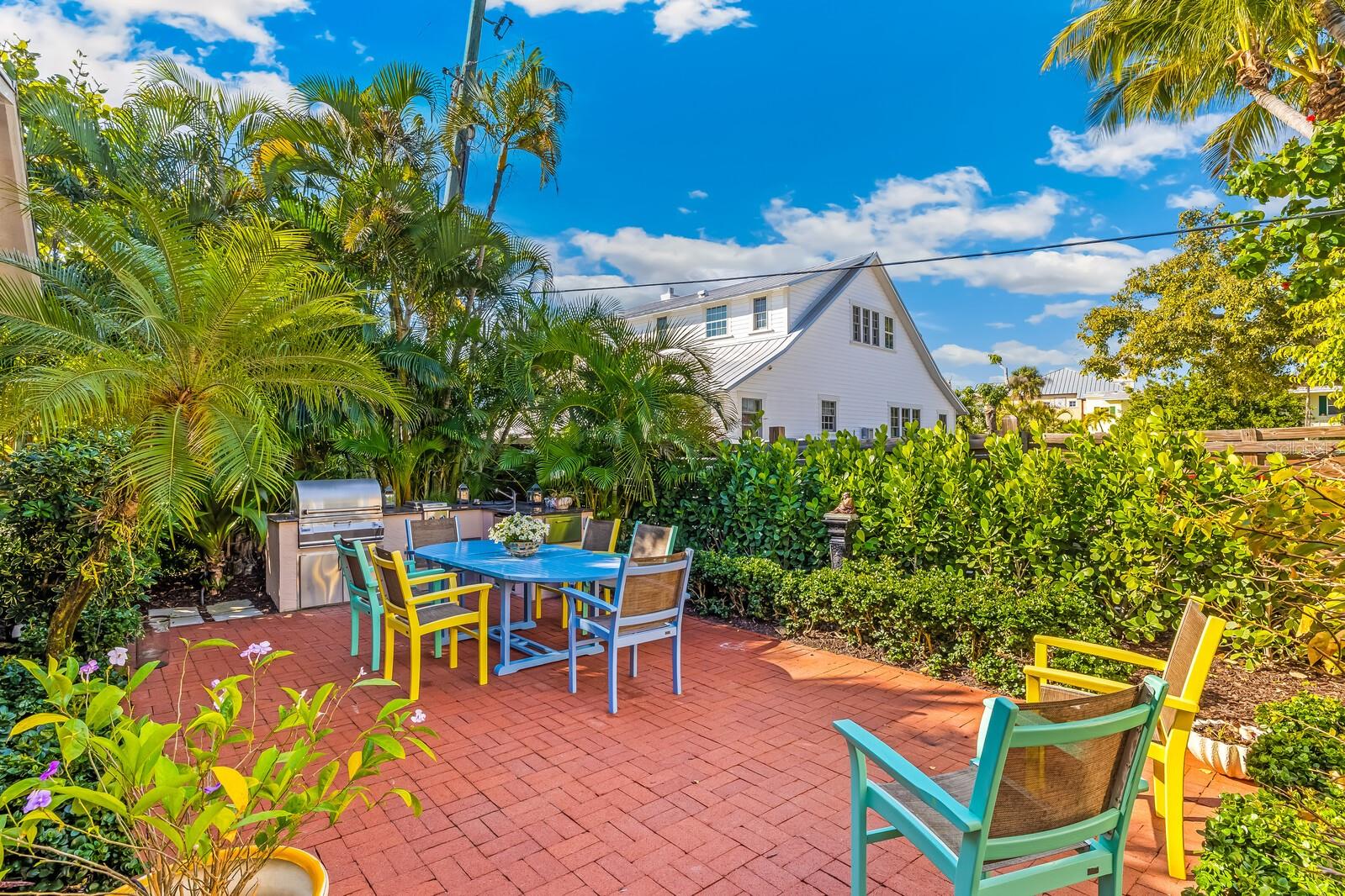 Image 21 of 25 For 361 Tarpon Avenue