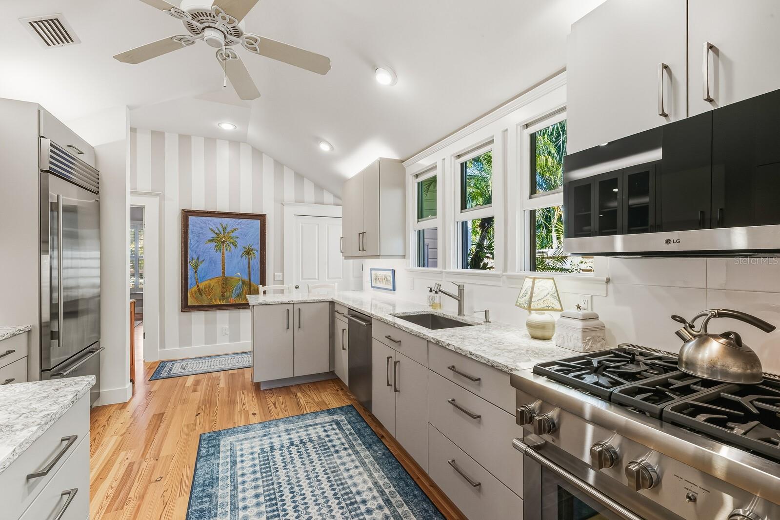 Image 9 of 25 For 361 Tarpon Avenue