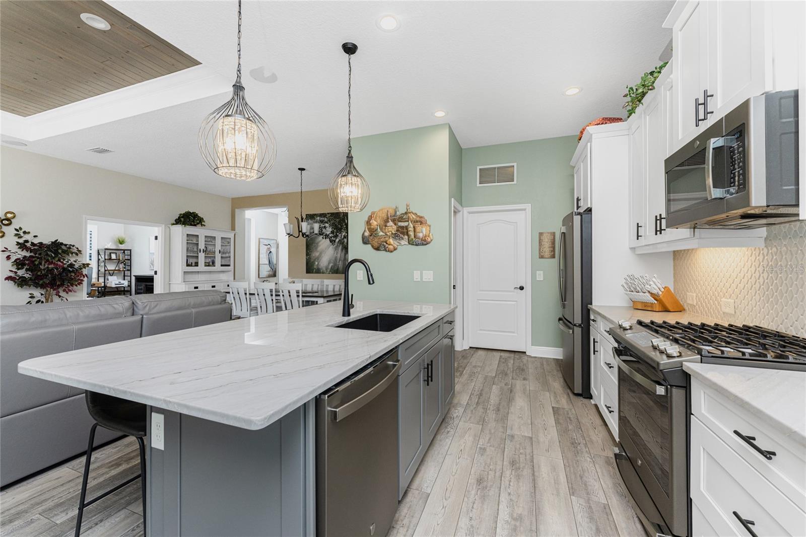 Image 17 of 97 For 26786 Weiskopf Drive