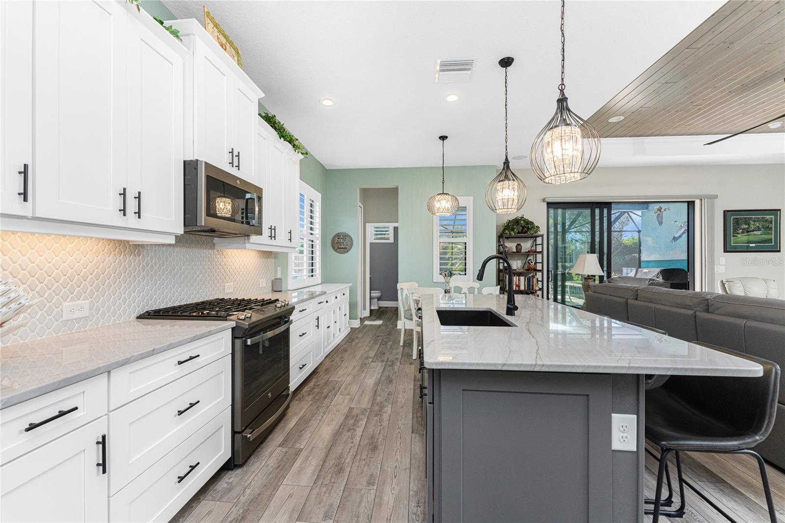 Image 18 of 97 For 26786 Weiskopf Drive