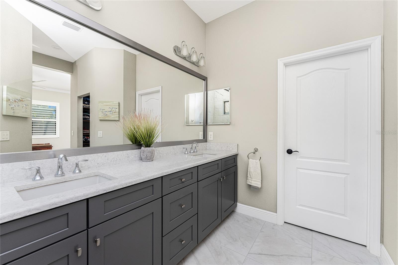 Image 33 of 97 For 26786 Weiskopf Drive