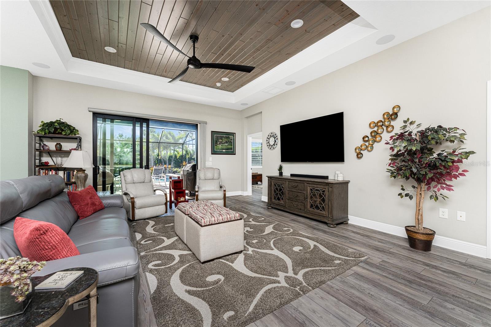 Image 9 of 97 For 26786 Weiskopf Drive