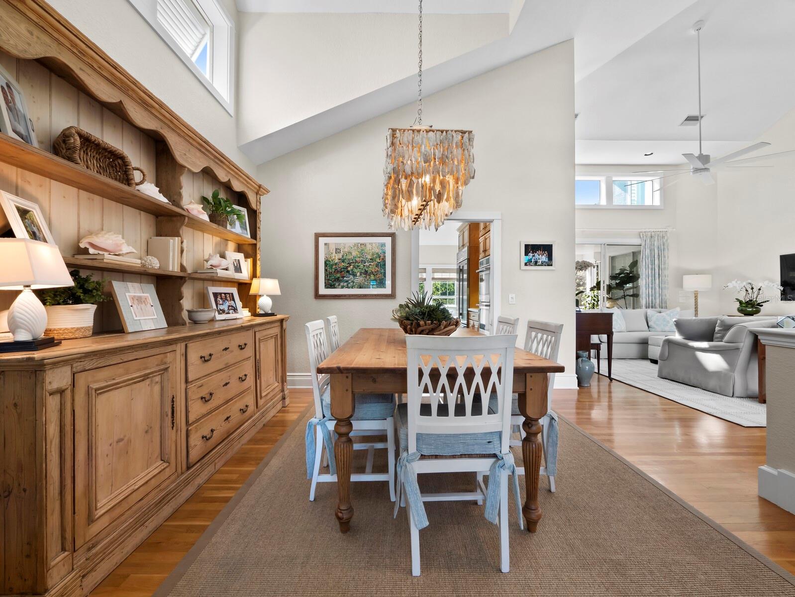 Image 10 of 56 For 160 Blackwall Court