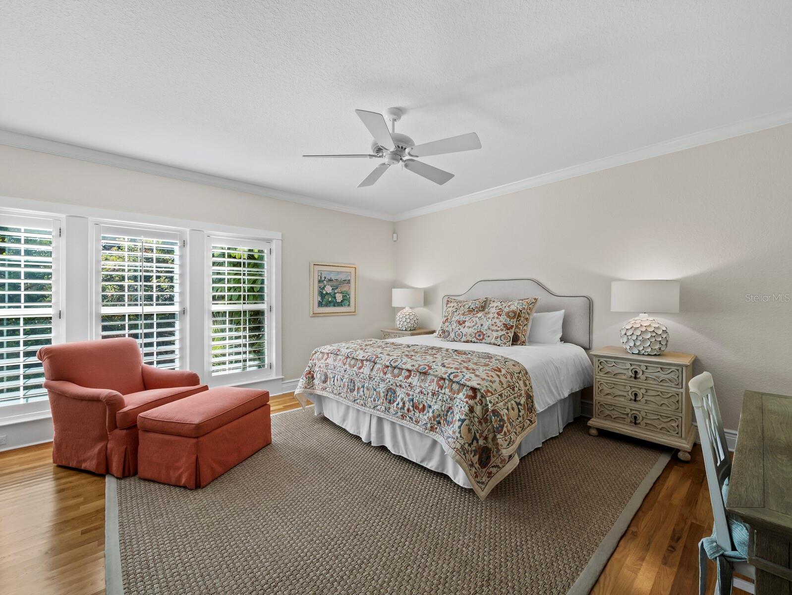 Image 23 of 56 For 160 Blackwall Court