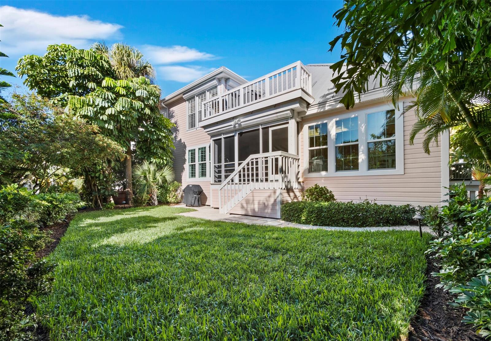 Image 37 of 56 For 160 Blackwall Court