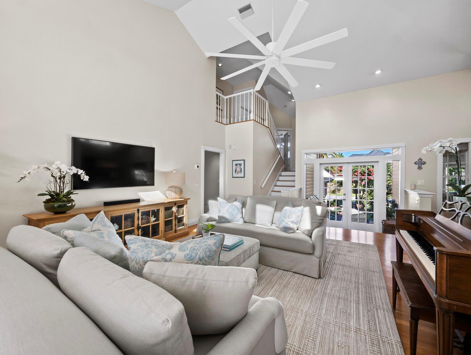 Image 8 of 56 For 160 Blackwall Court