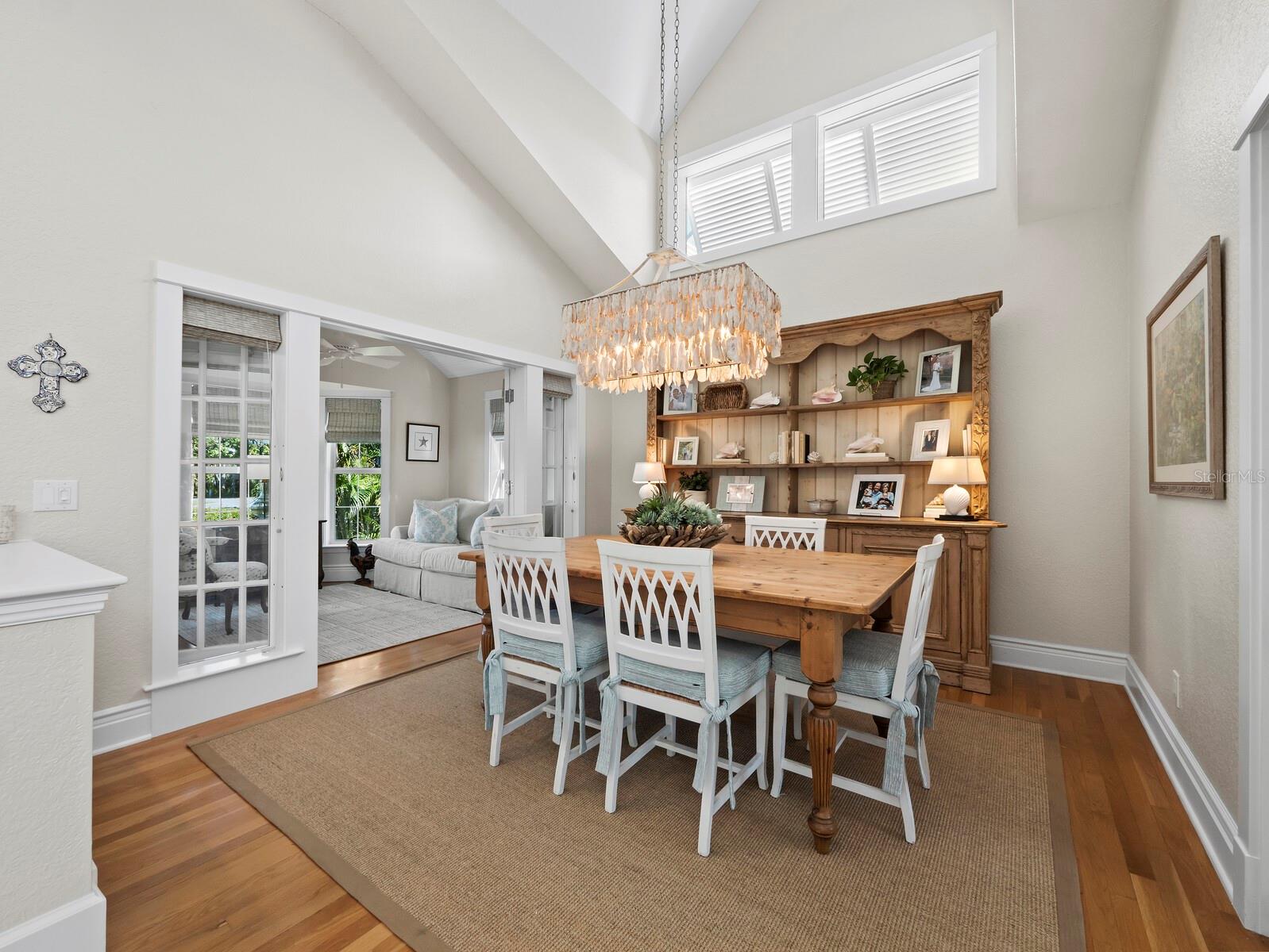 Image 9 of 56 For 160 Blackwall Court