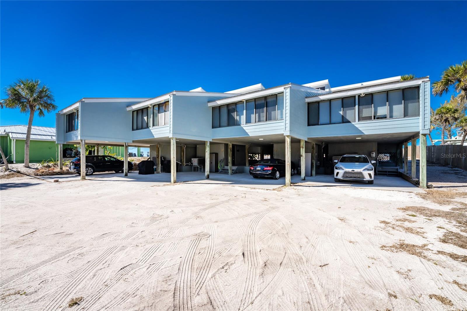 Image 4 of 68 For 5030 Beach Road 3