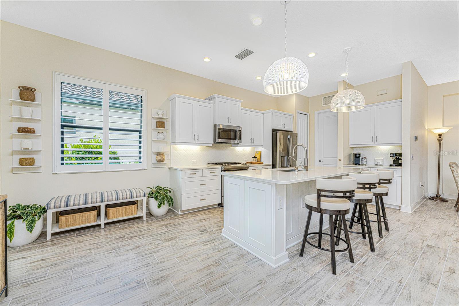 Image 12 of 66 For 26853 Weiskopf Drive