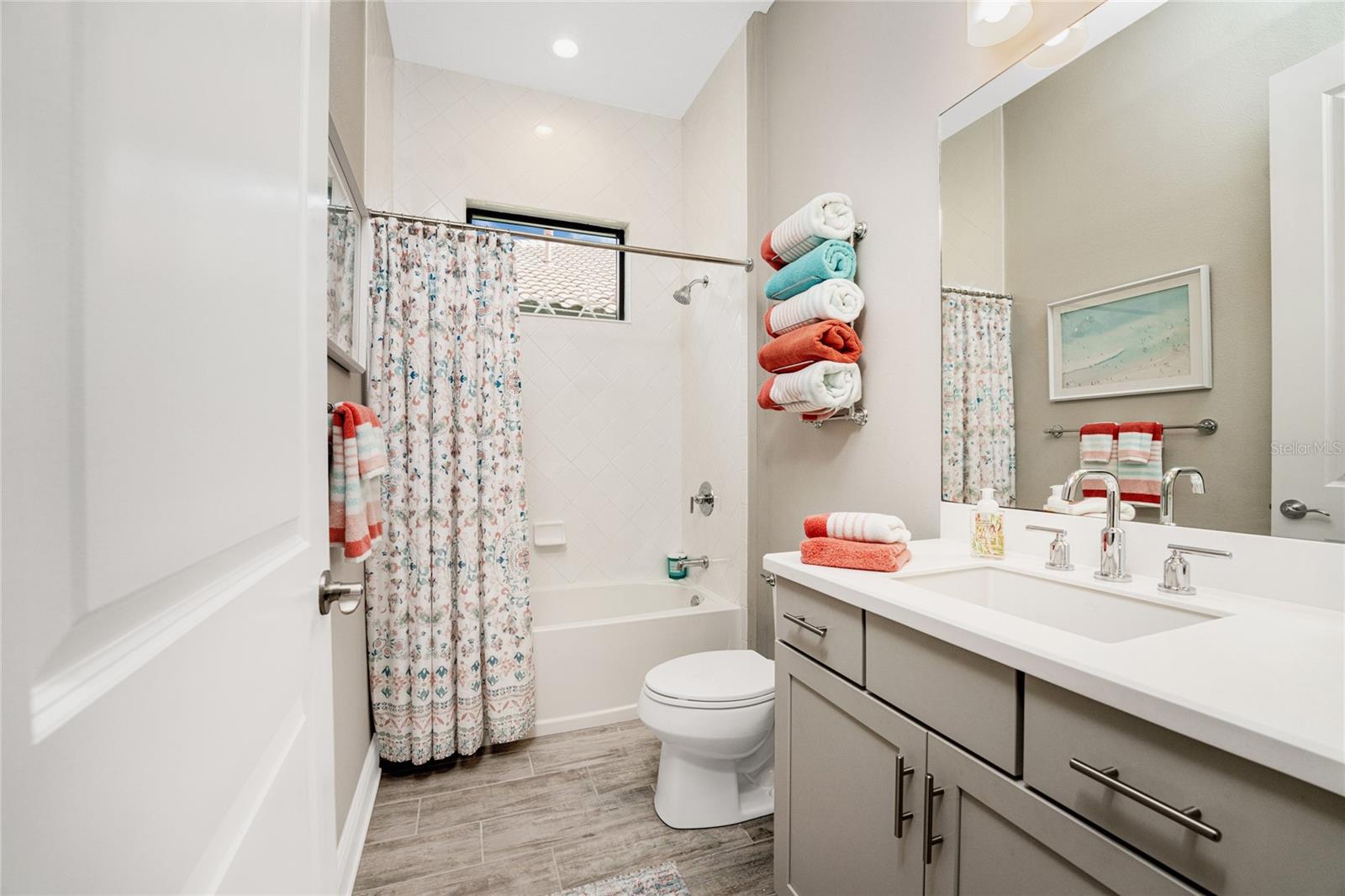 Image 35 of 66 For 26853 Weiskopf Drive