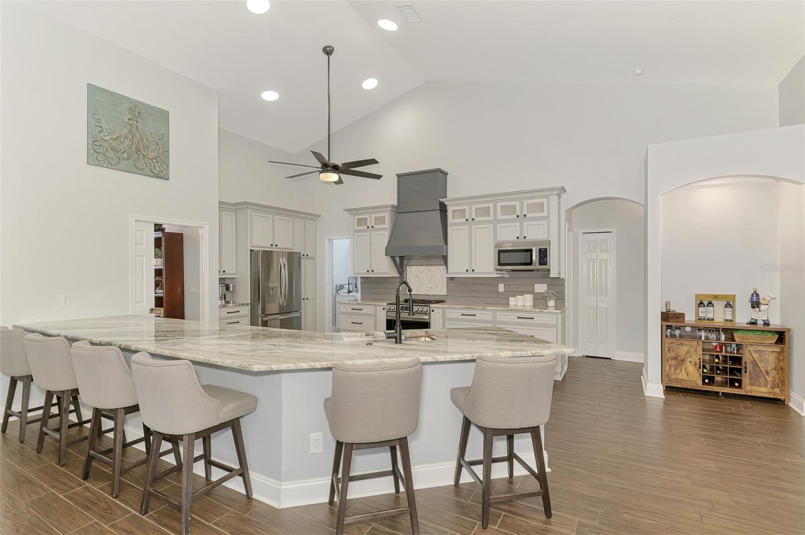 Image 16 of 91 For 14218 Silver Lakes Circle