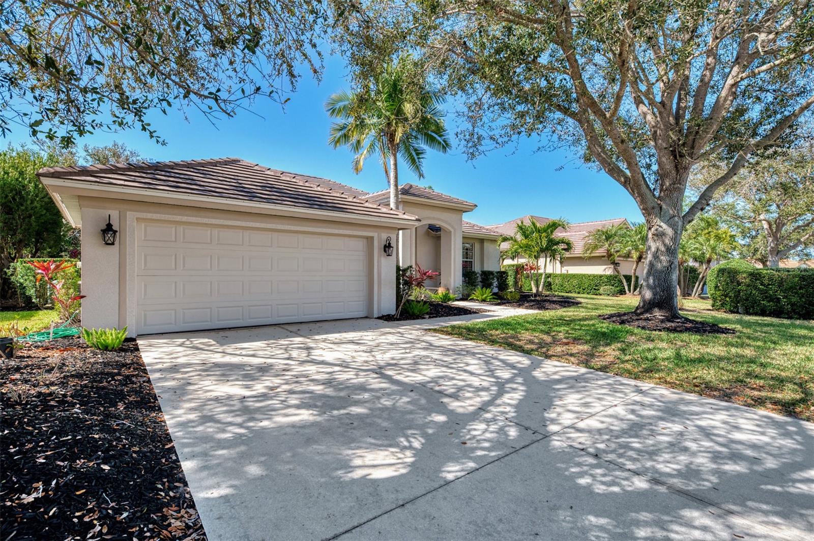 Image 5 of 91 For 14218 Silver Lakes Circle