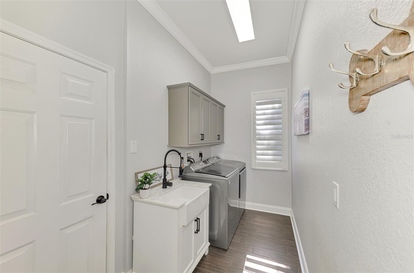 Image 50 of 91 For 14218 Silver Lakes Circle