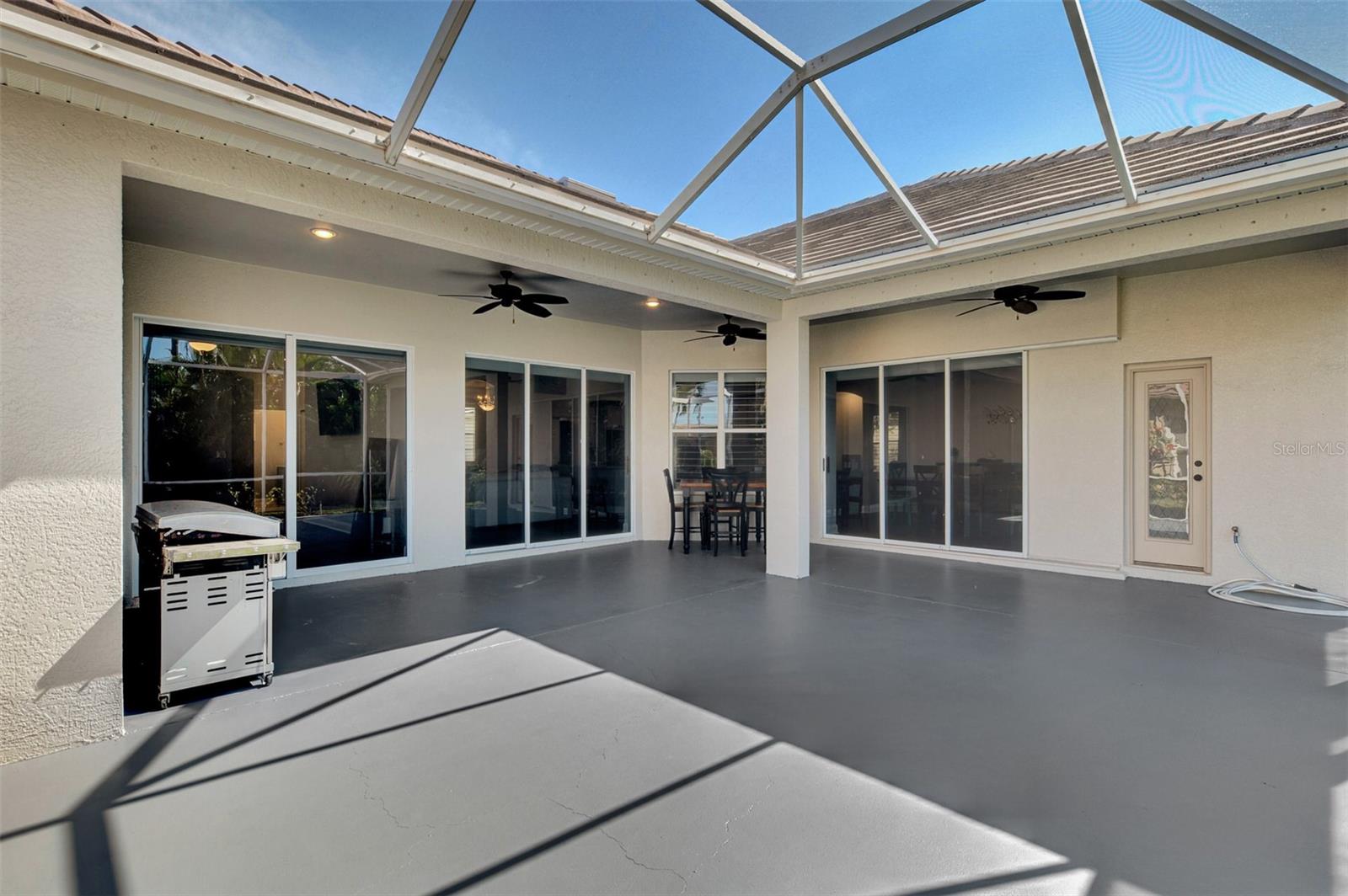 Image 55 of 91 For 14218 Silver Lakes Circle