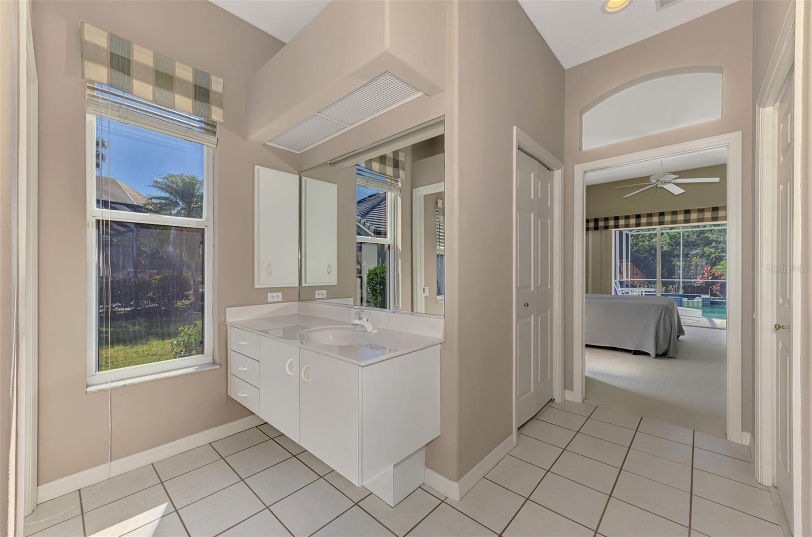 Image 37 of 91 For 3634 Pennyroyal Road