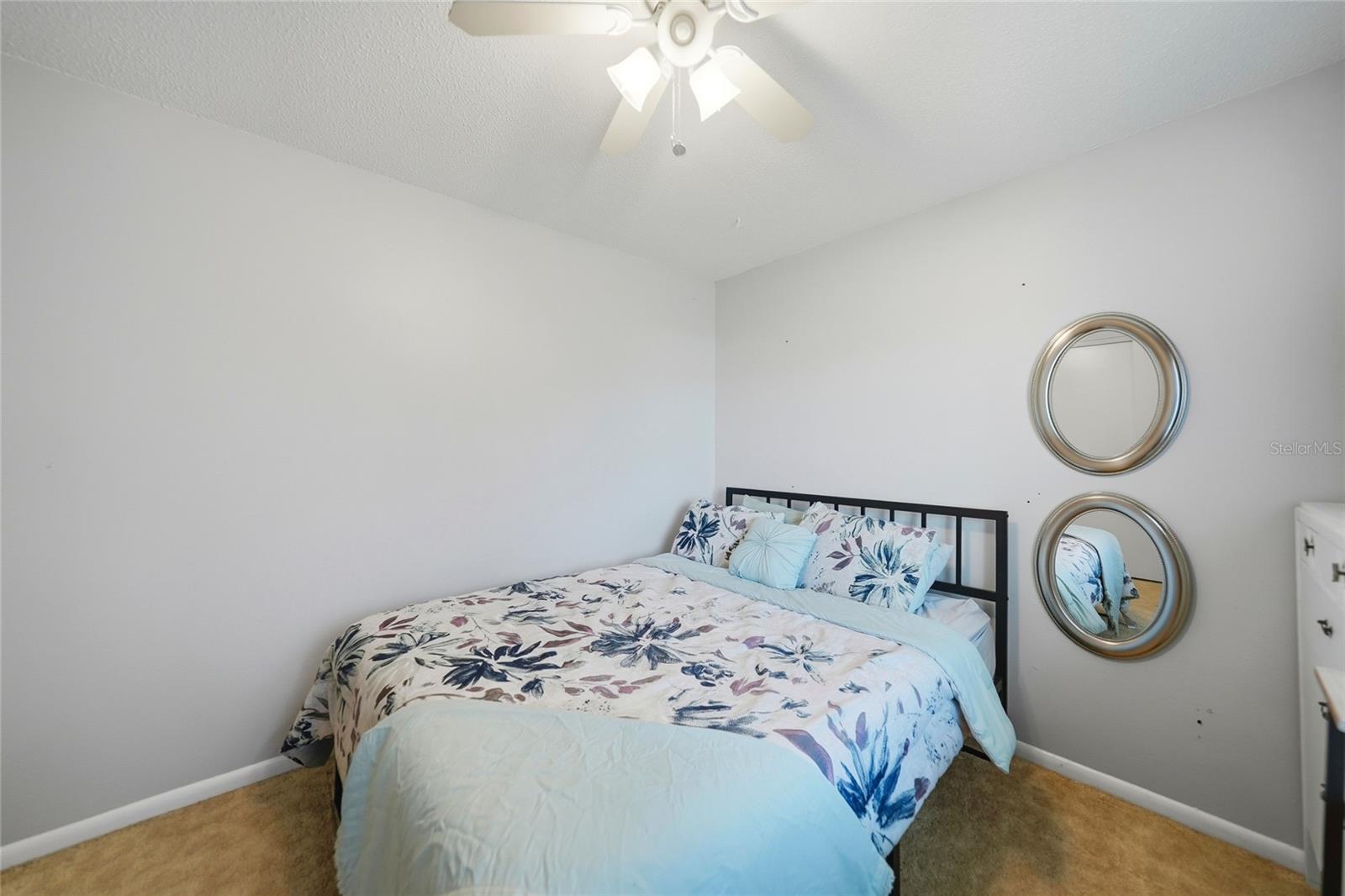 Image 17 of 40 For 157 Deerfield Avenue Ne