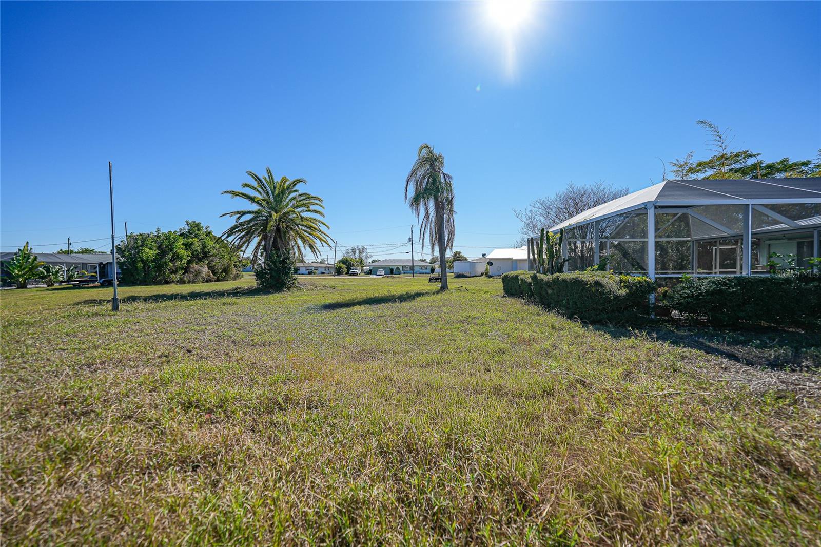 Image 29 of 40 For 157 Deerfield Avenue Ne