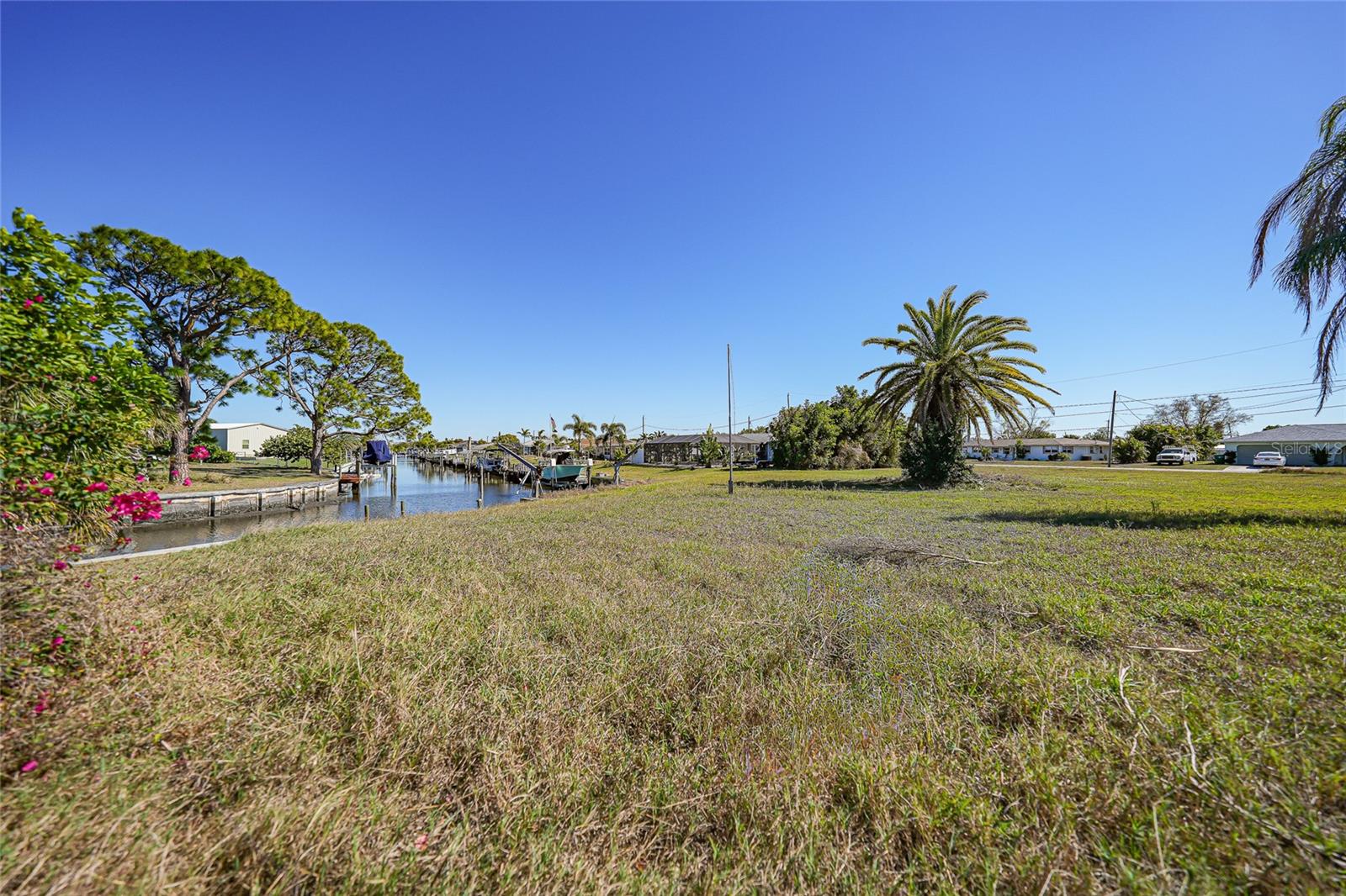 Image 32 of 40 For 157 Deerfield Avenue Ne