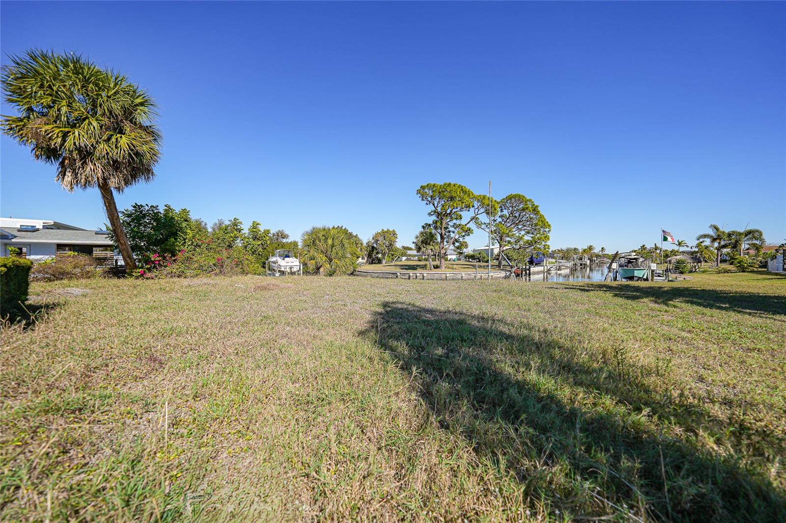 Image 33 of 40 For 157 Deerfield Avenue Ne