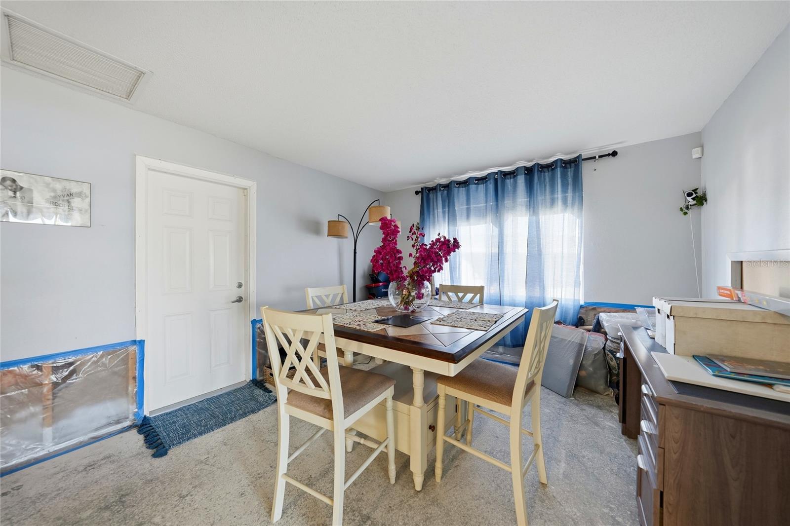 Image 6 of 40 For 157 Deerfield Avenue Ne