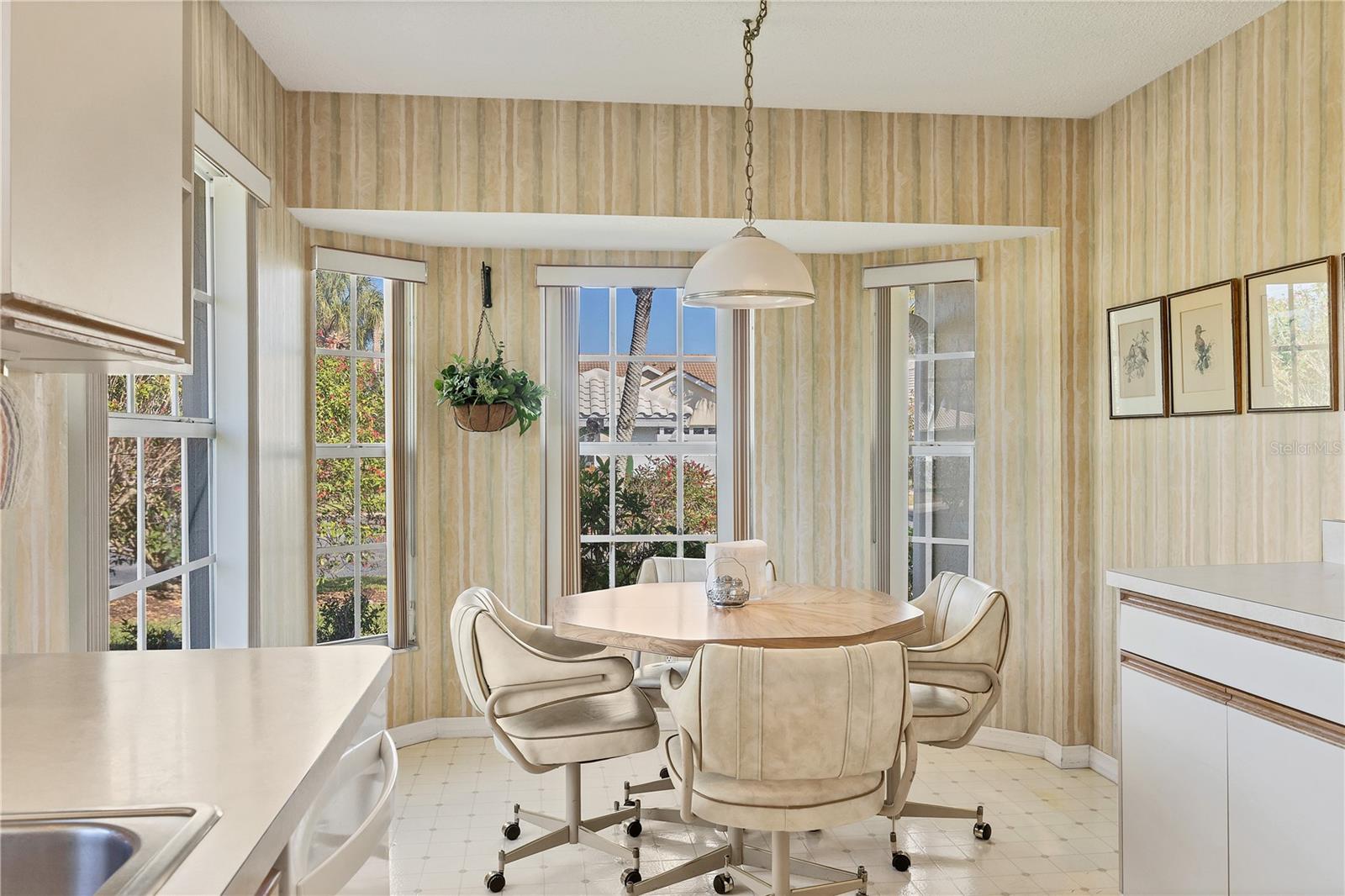 Image 31 of 74 For 1800 Ashley Drive