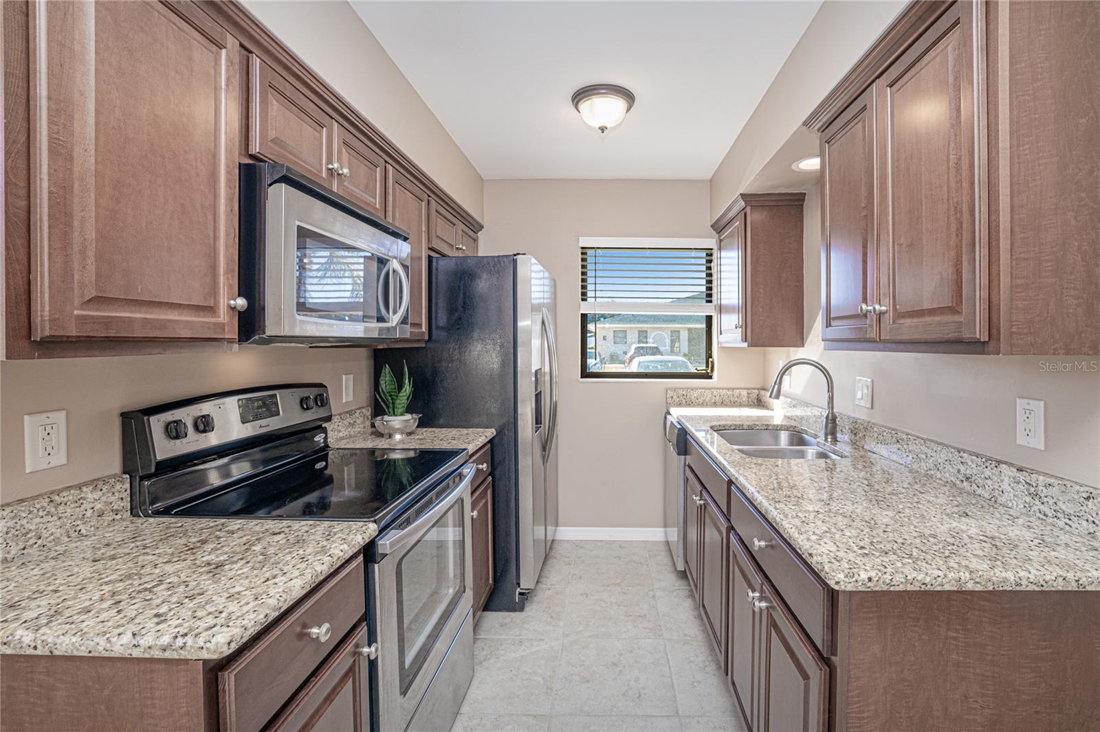 Image 10 of 36 For 24540 Harborview Road A2