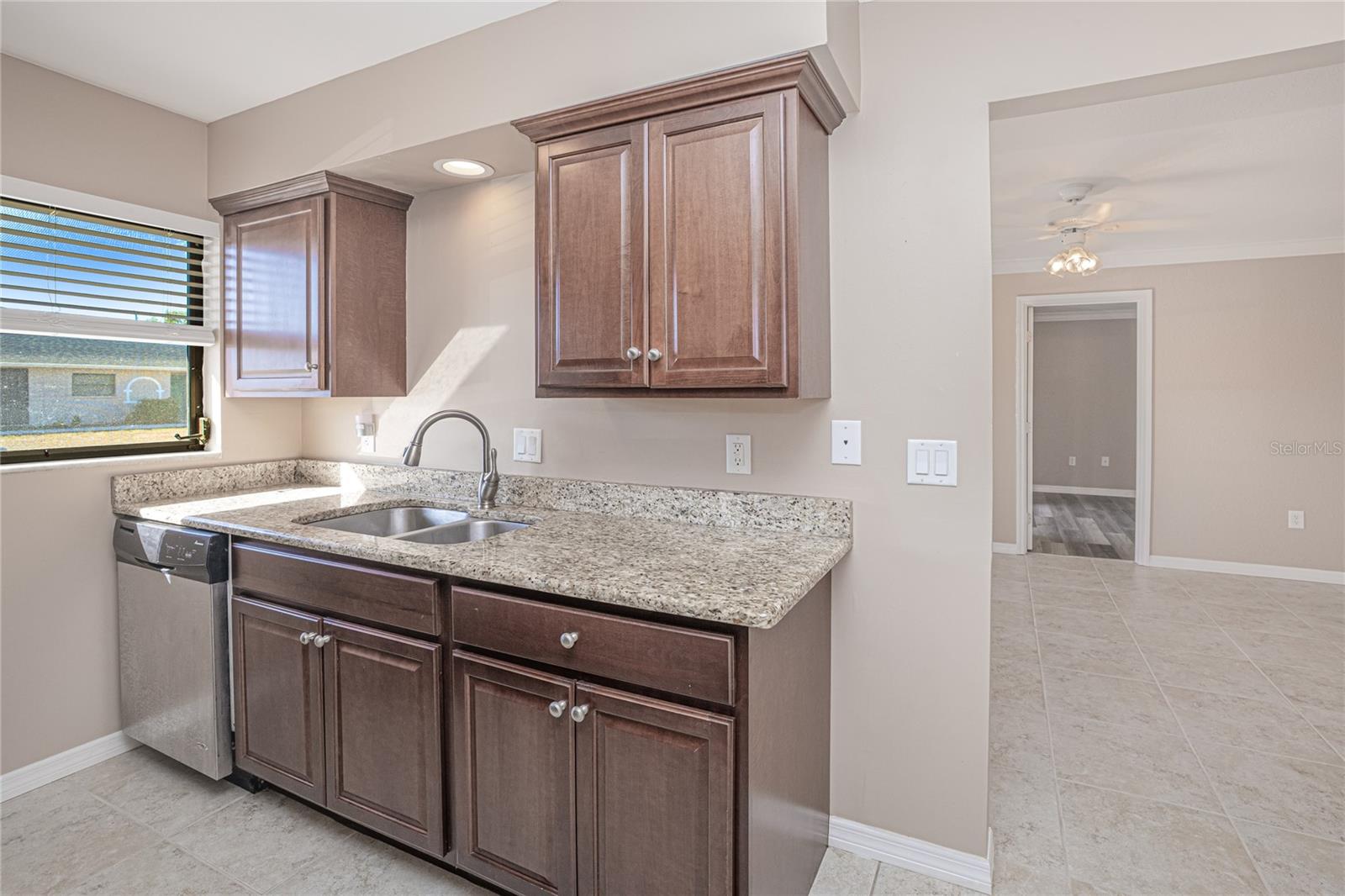 Image 11 of 36 For 24540 Harborview Road A2