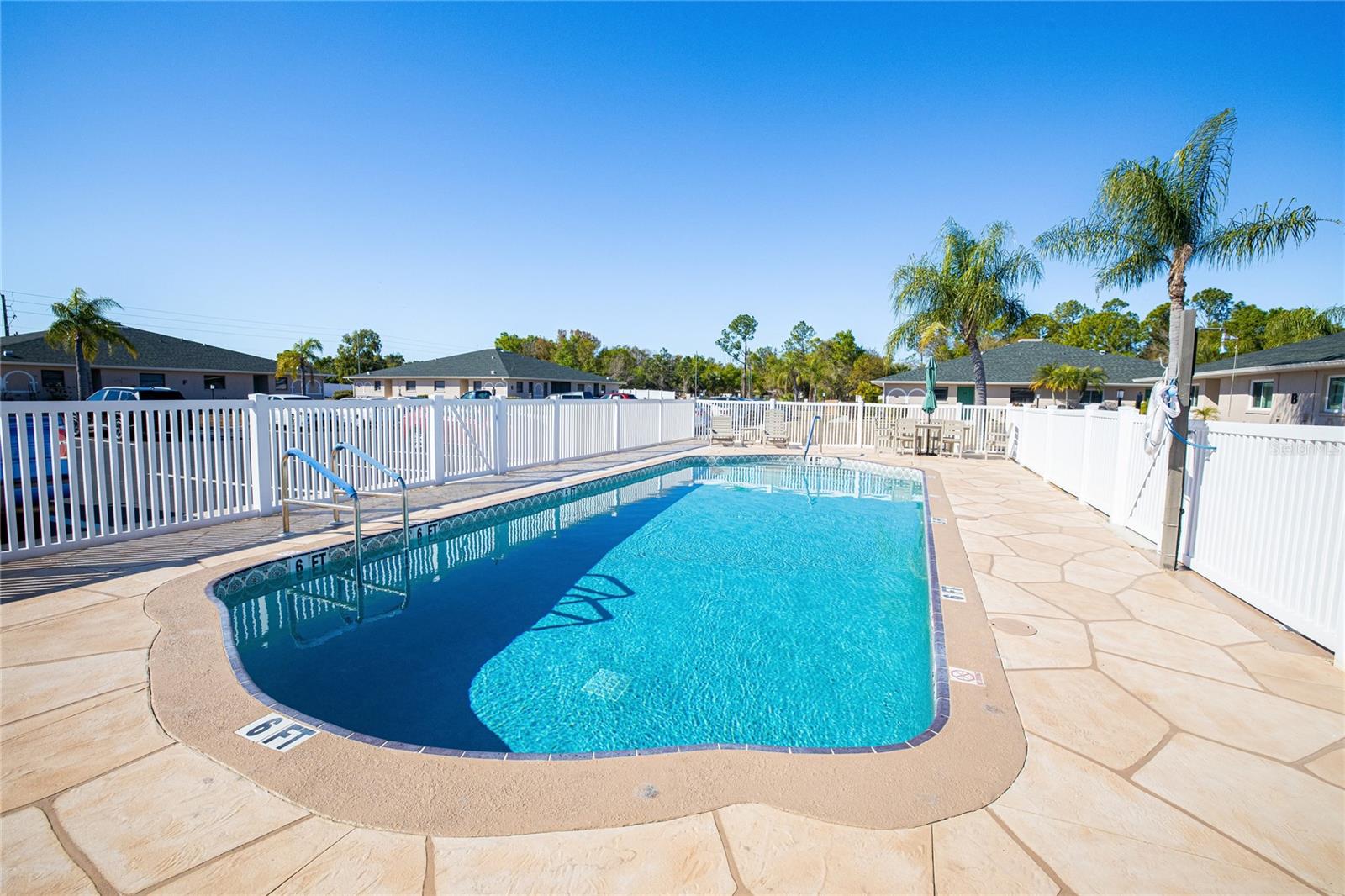 Image 3 of 36 For 24540 Harborview Road A2