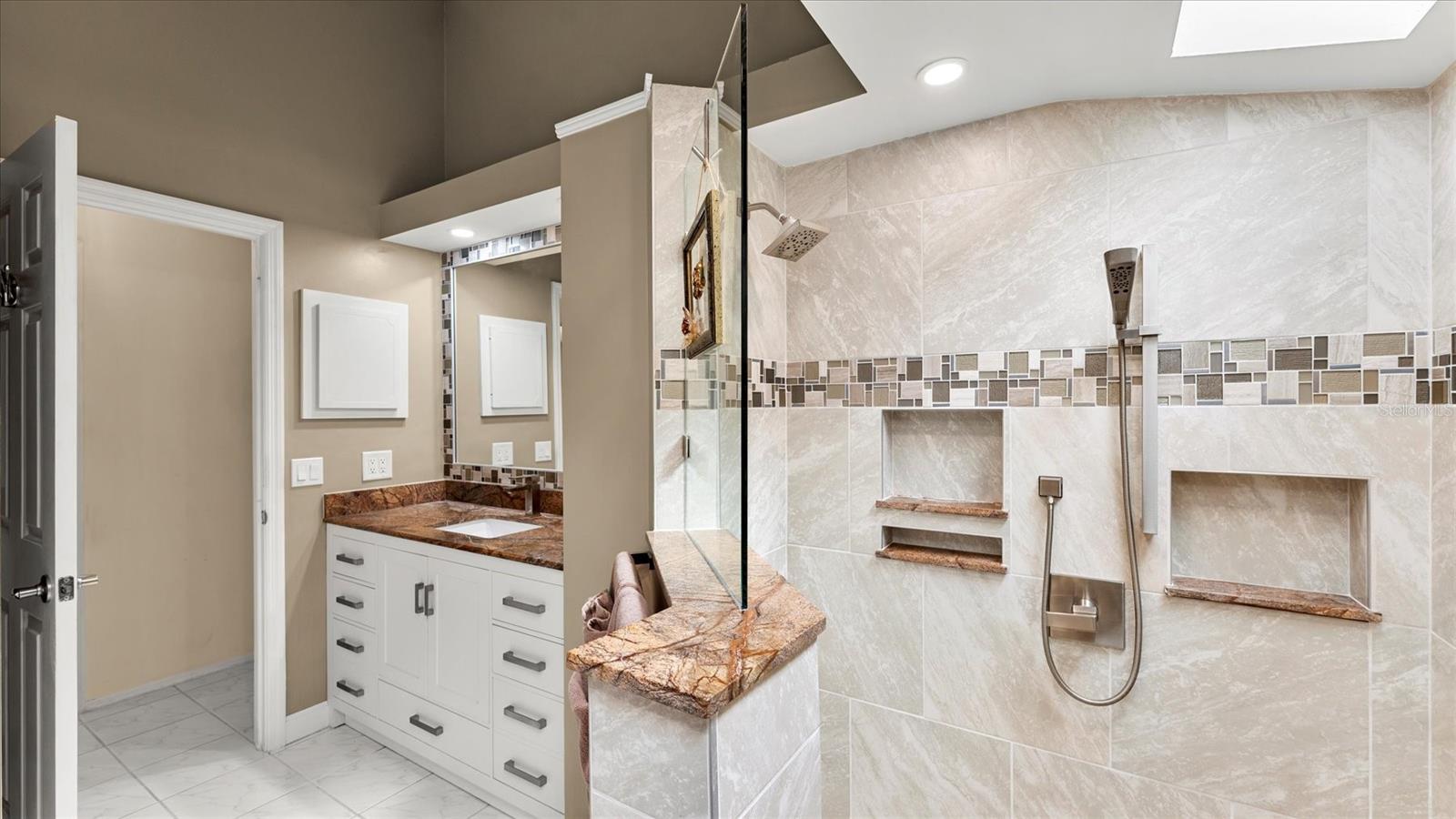 Image 30 of 54 For 5859 Monroe Road