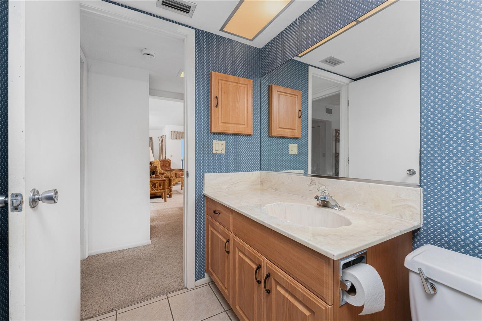 Image 34 of 48 For 2955 Beach Road A425