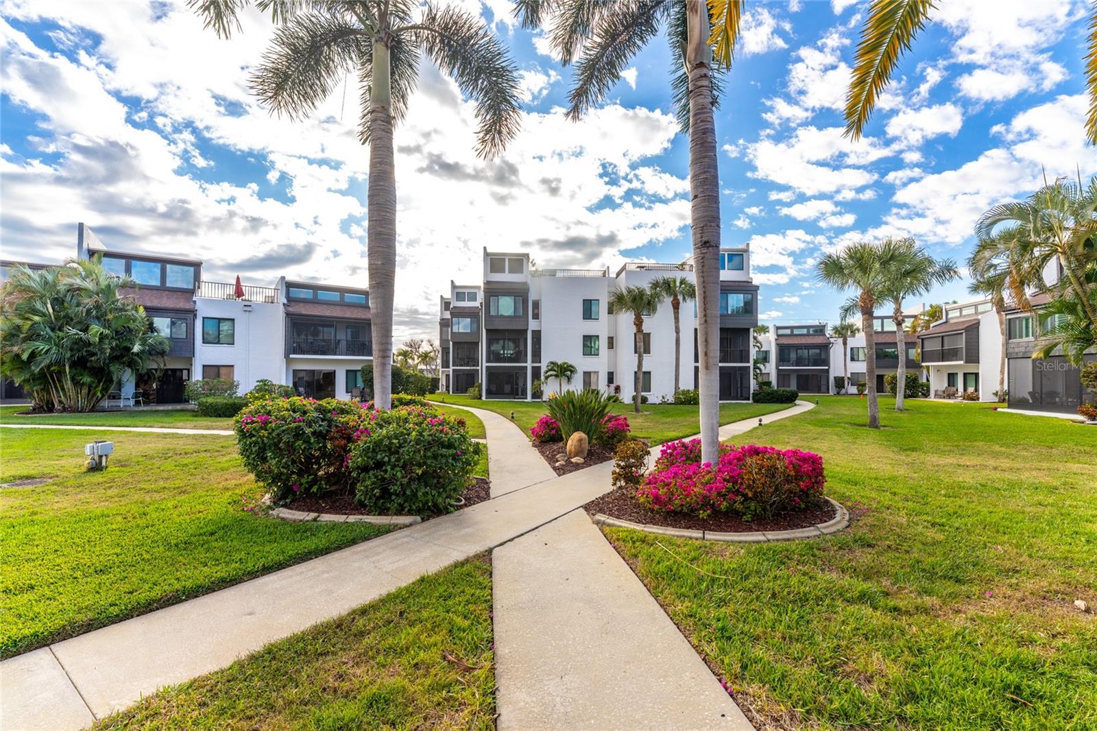 Image 42 of 48 For 2955 Beach Road A425