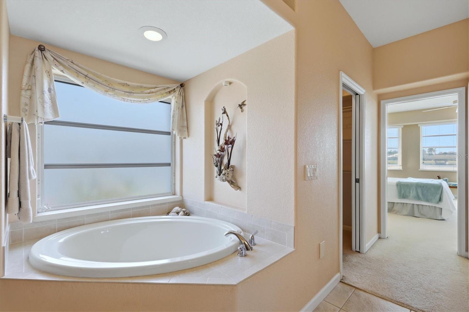 Image 31 of 53 For 22277 Priscilla Avenue