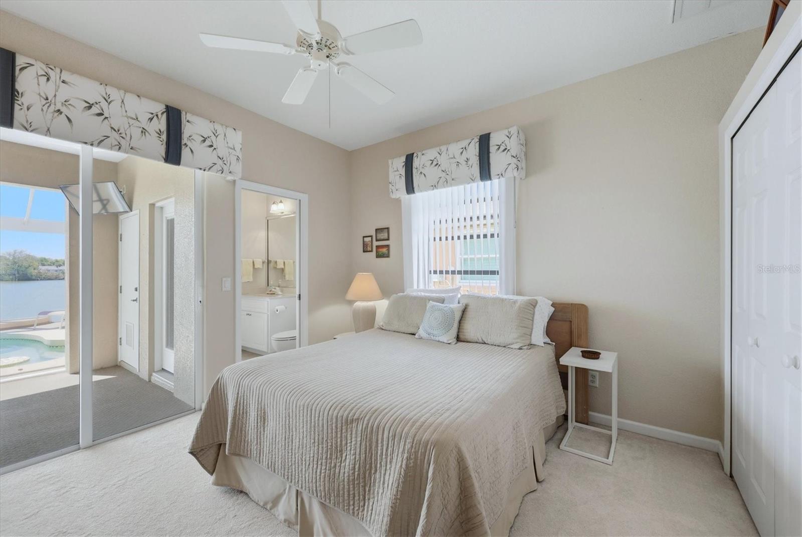 Image 36 of 53 For 22277 Priscilla Avenue