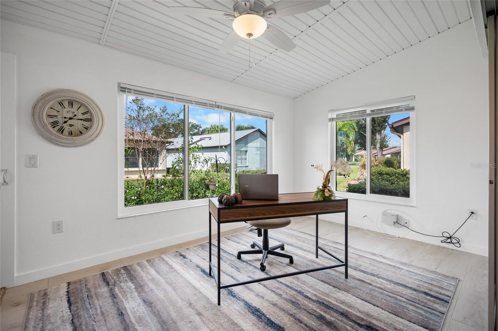 Image 25 of 48 For 660 Linden Drive