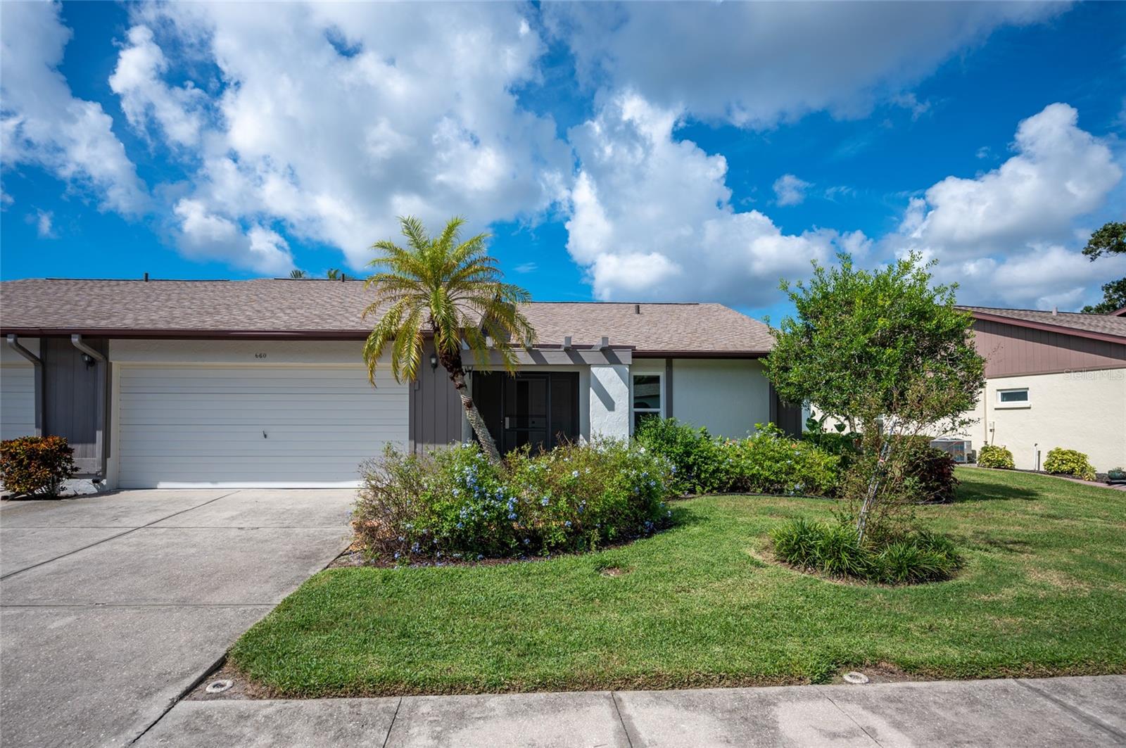 Image 34 of 48 For 660 Linden Drive