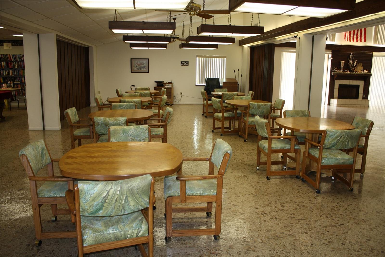 Image 41 of 48 For 660 Linden Drive