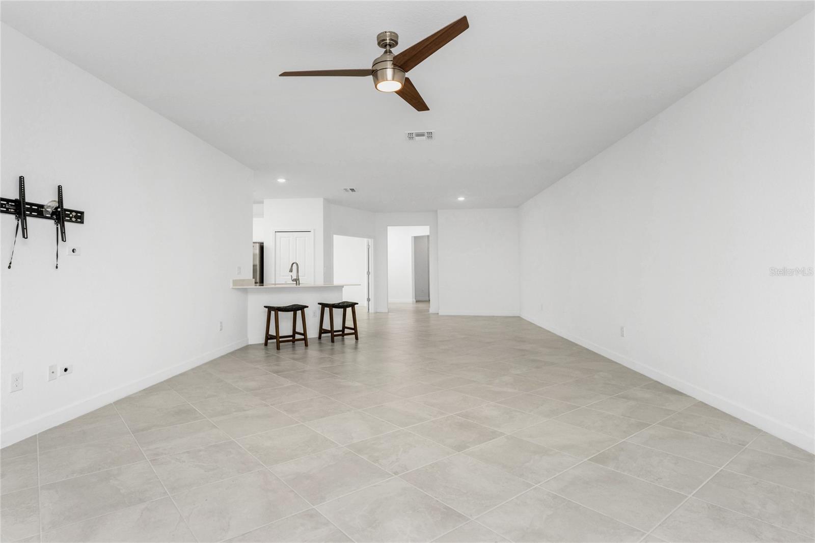 Image 12 of 55 For 8117 Shore Lake Drive