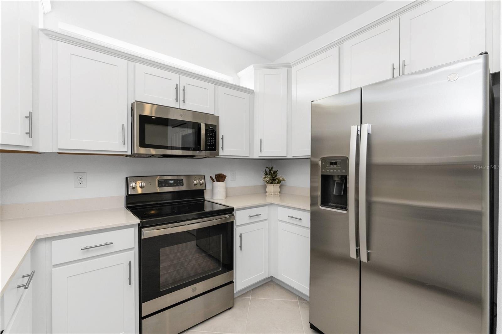 Image 20 of 55 For 8117 Shore Lake Drive