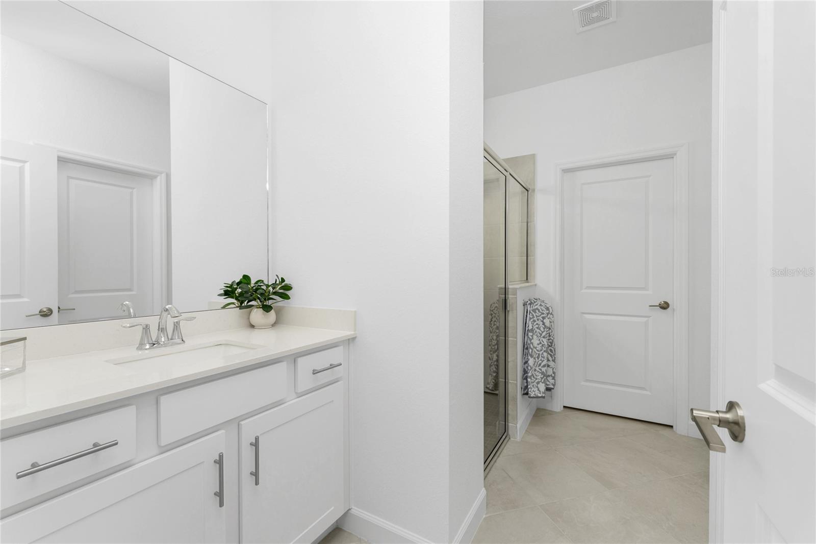 Image 27 of 55 For 8117 Shore Lake Drive