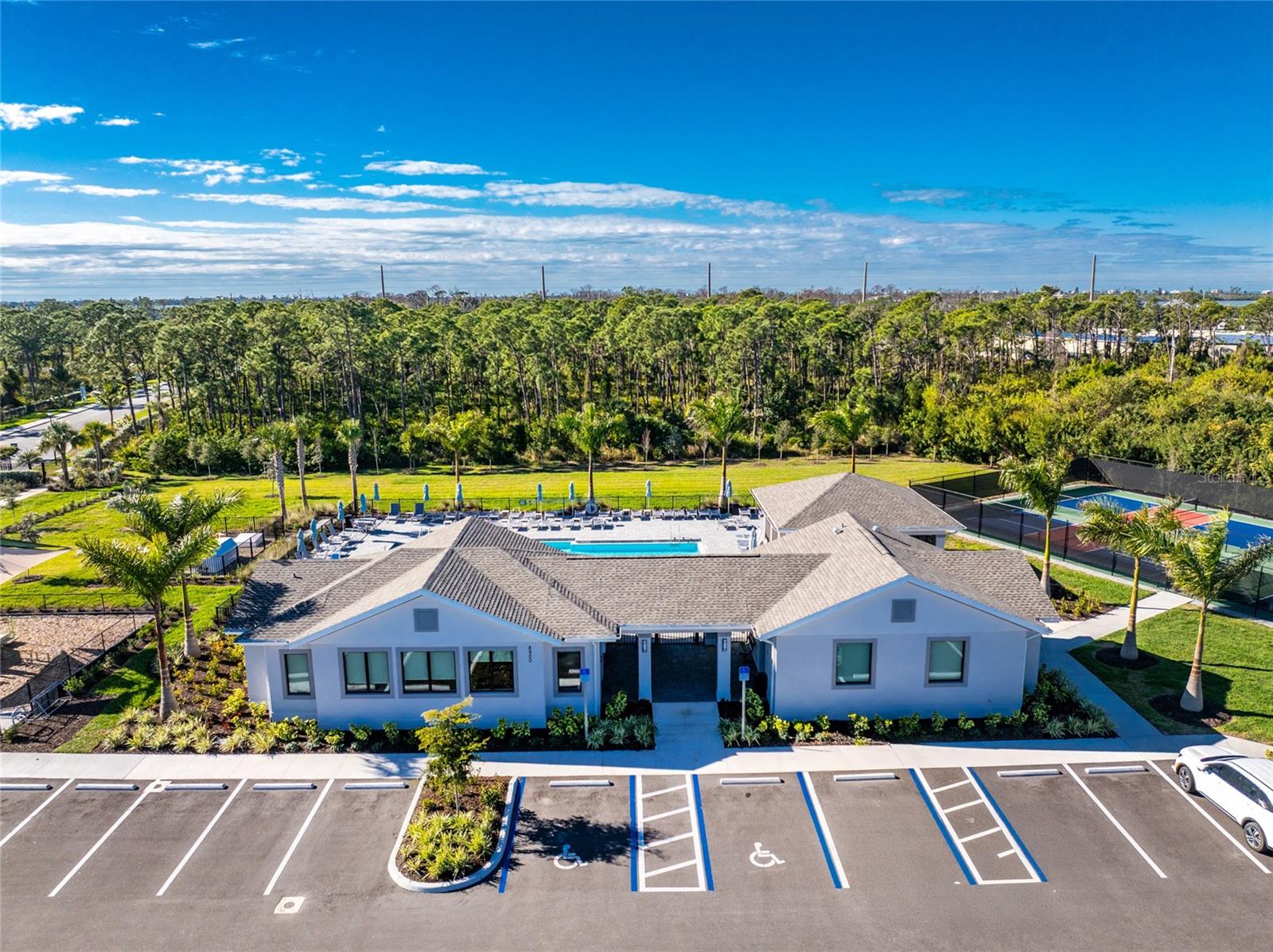 Image 3 of 55 For 8117 Shore Lake Drive