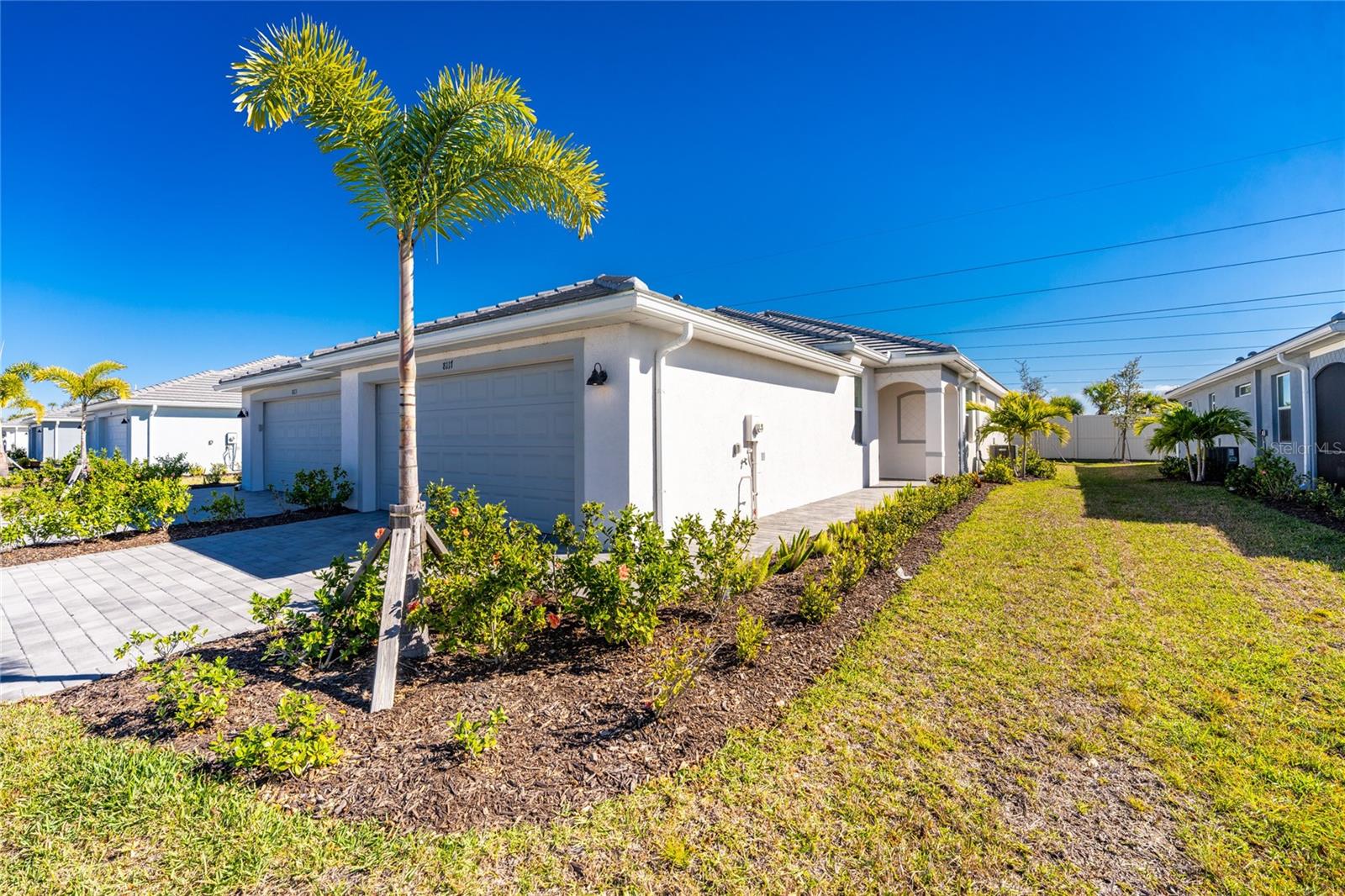 Image 7 of 55 For 8117 Shore Lake Drive