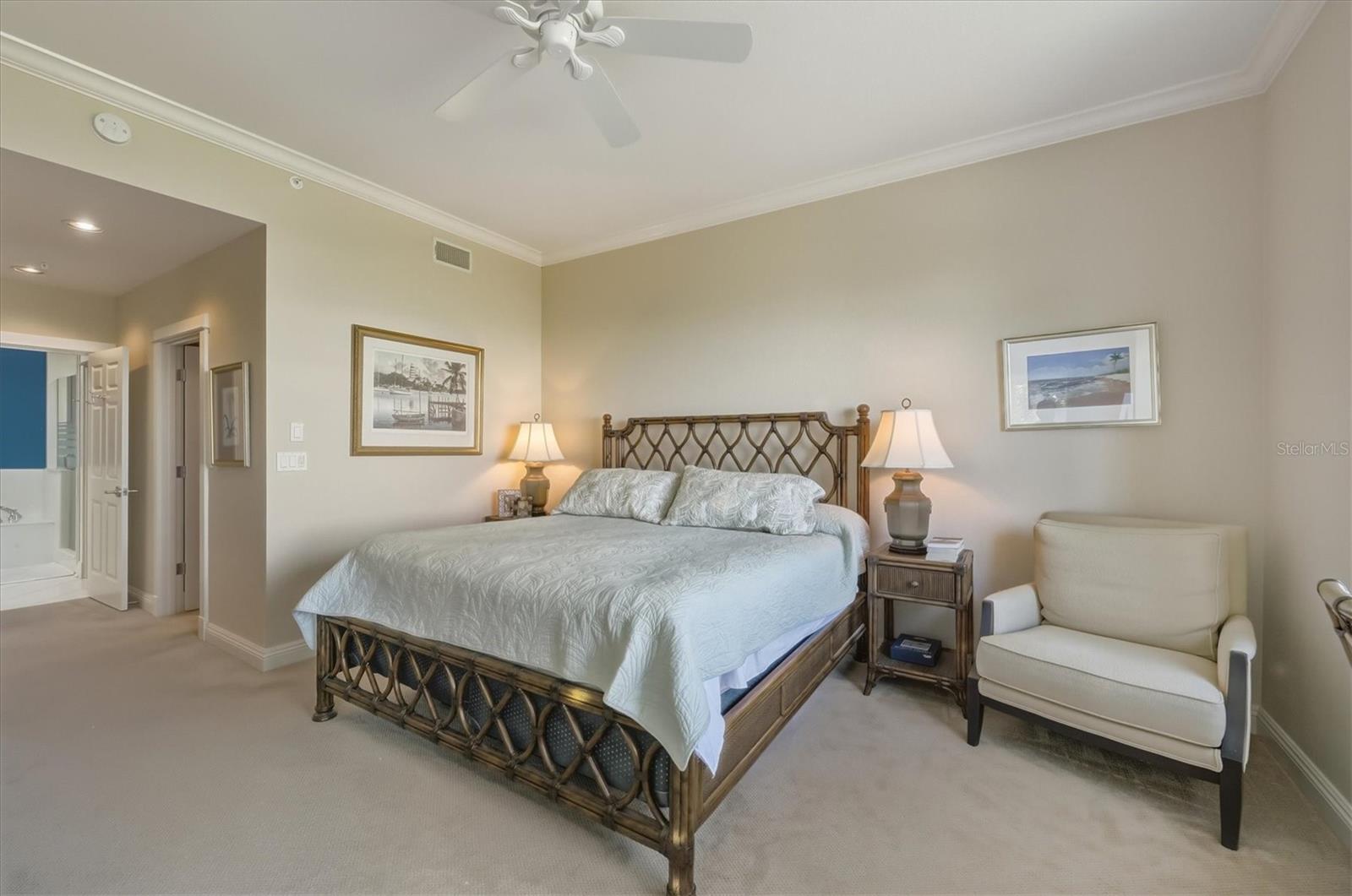 Image 20 of 56 For 767 Harbor Drive 1b