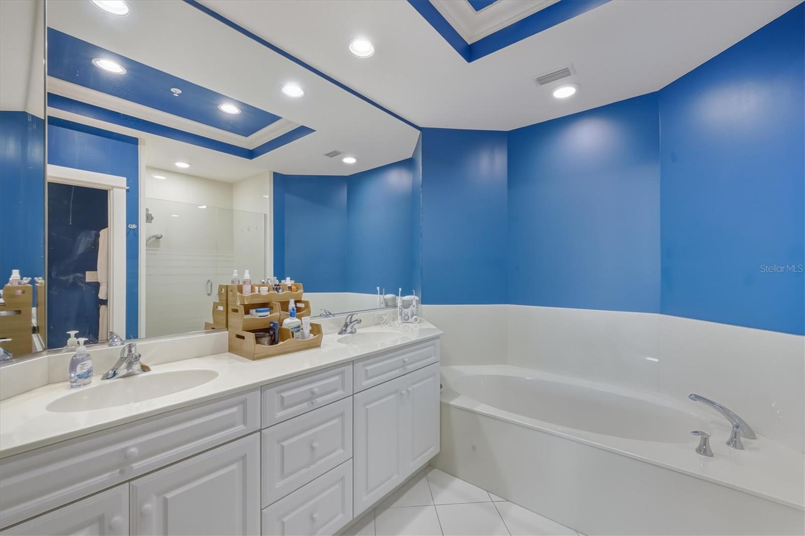 Image 22 of 56 For 767 Harbor Drive 1b